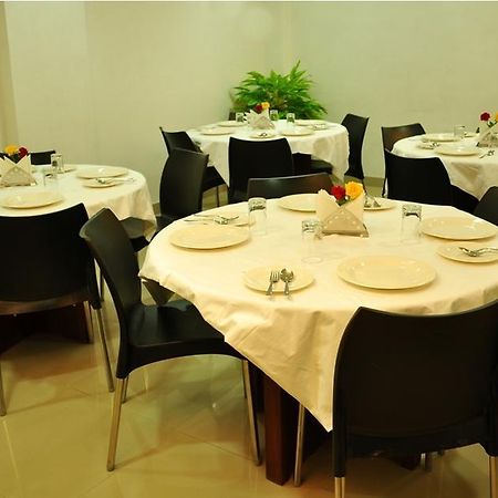 The Palazzo Hotel Hyderabad Eksteriør billede